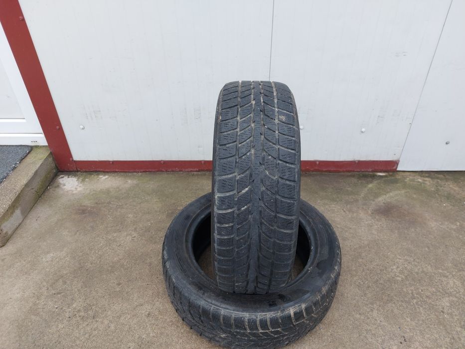 100 lei bucata! Doua anvelope M+S/IARNA 195 55 16 Hankook
