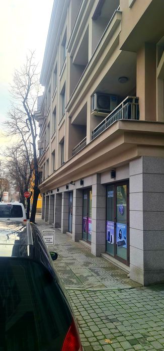 Дава се под наем Магазин в Пловдив, Център - 51 кв.м за 405.45 € - Снимка #4