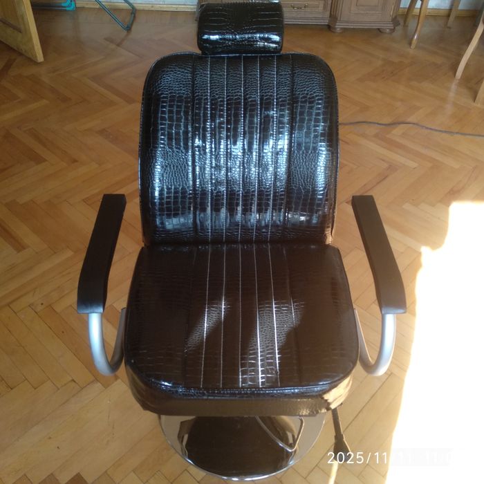 Кресло для парикмахерской