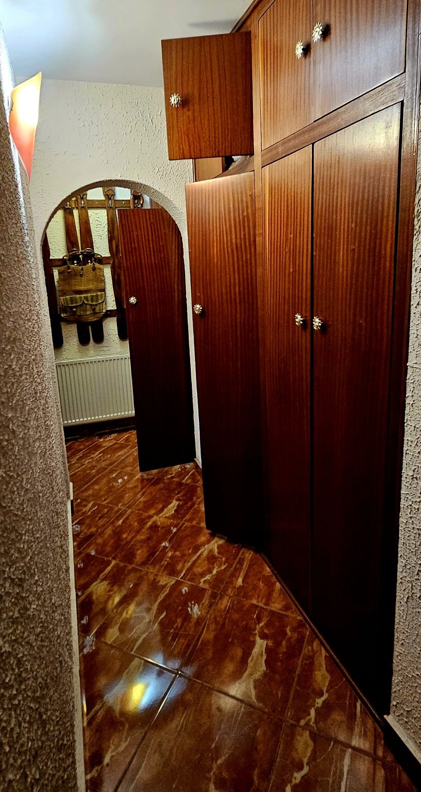 Apartament 4 camere, decomandat în sectorul 1, negociabil