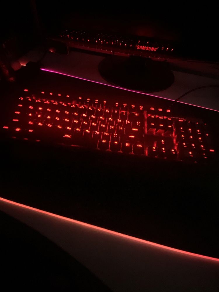 клавиатура HyperX alloy fps