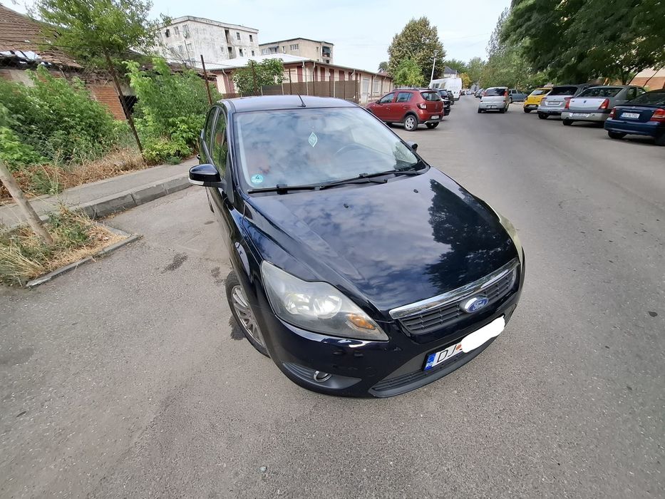 Vând mașină Ford Focus, benzină