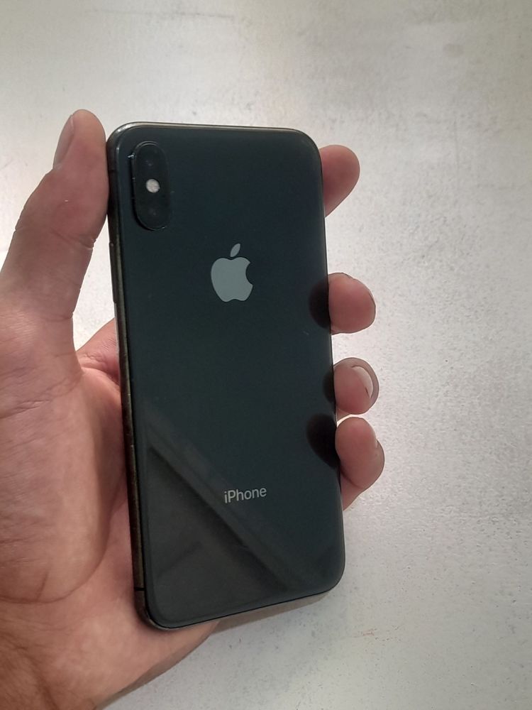 iPhone X useleniy