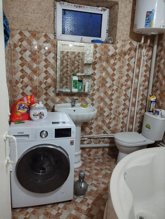 Uy 3 xonali 400 mln koson