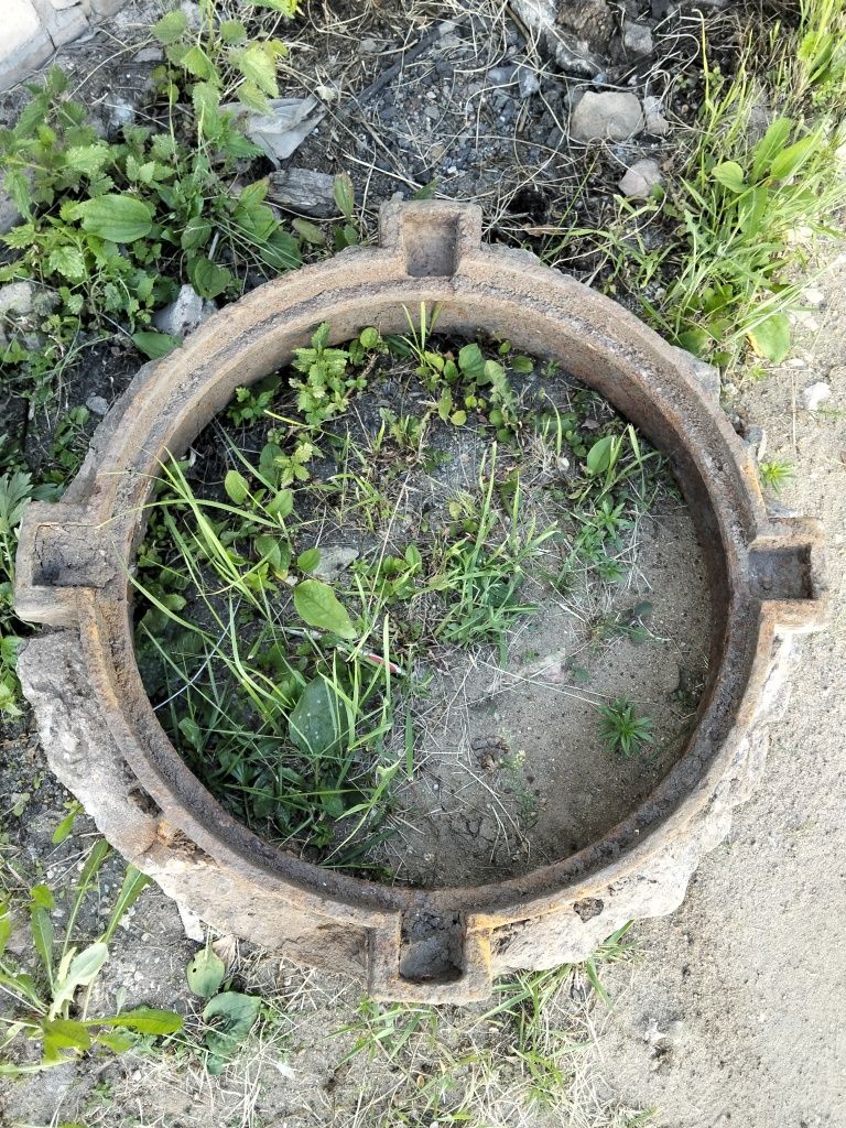 Люк, кольцо основание люка