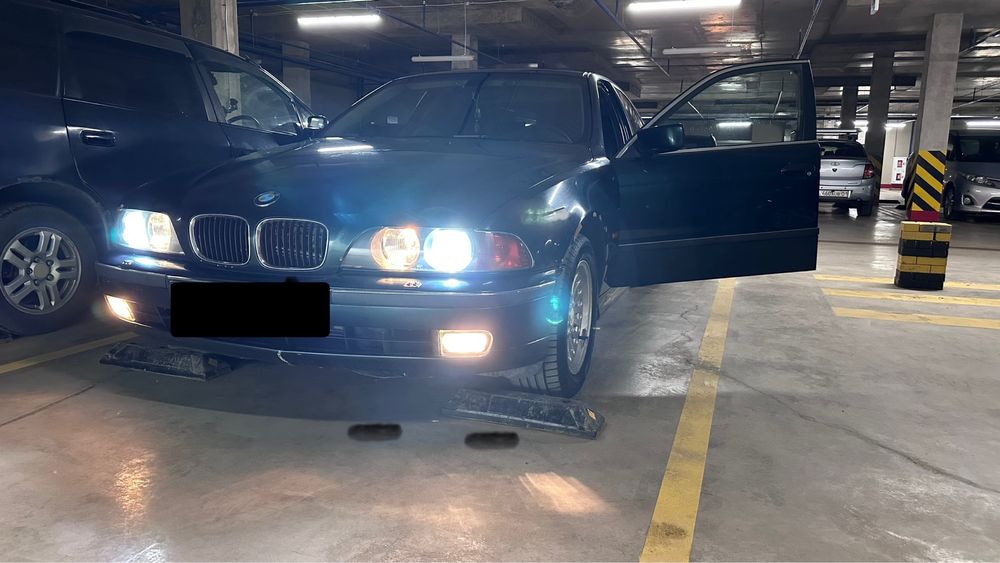 Продам BMW 5 e39