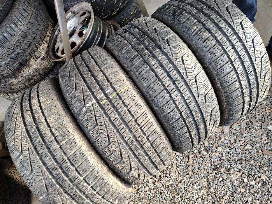 4бр зимни Pirelly 225 50 17 RSC
