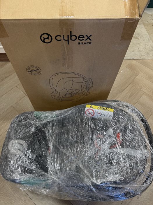 Автокресло Cybex Aton B2 i-size
