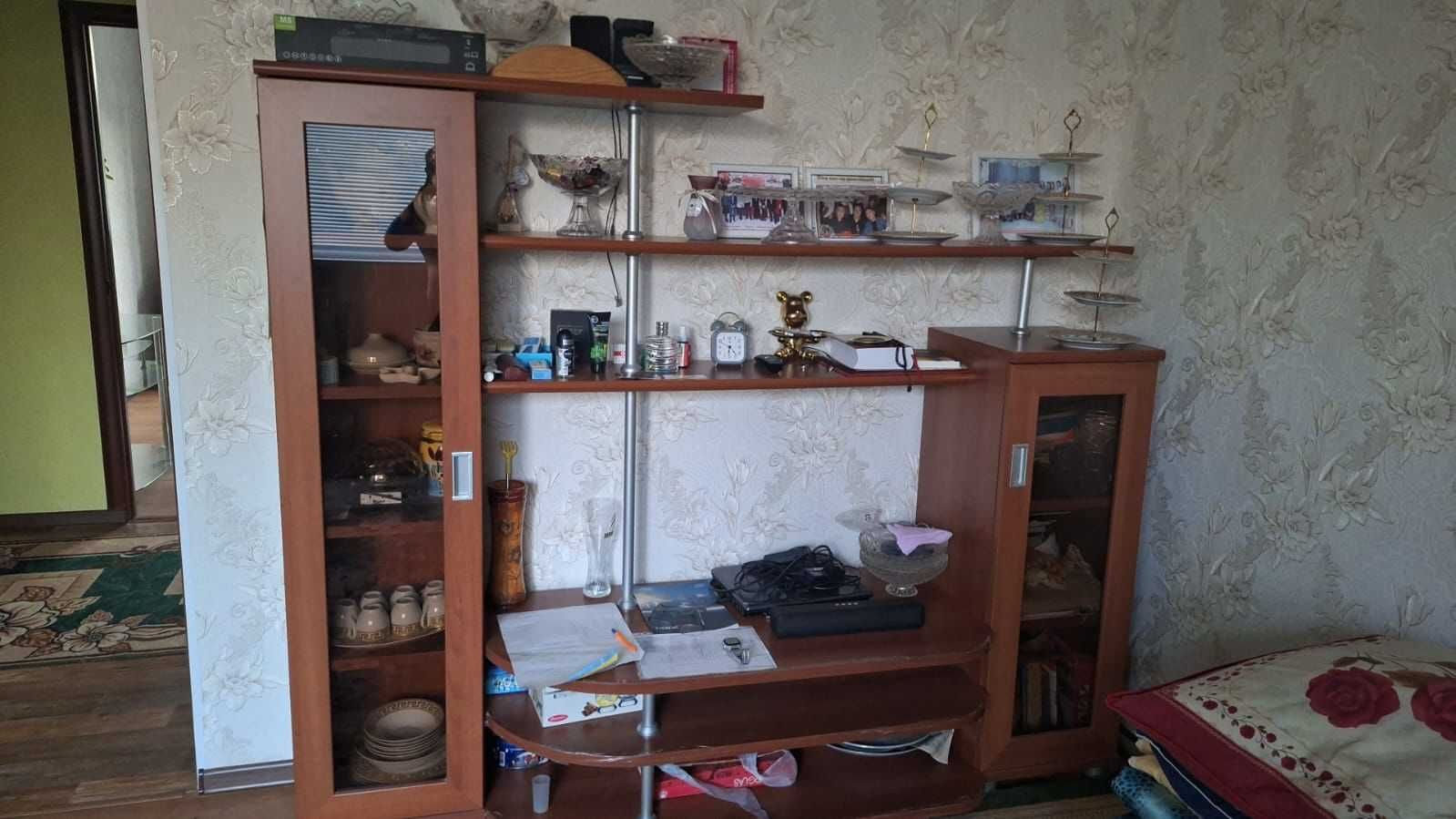 Продам мебель в хорошем состоянии – диван, кровать, шкаф диван,  и др.