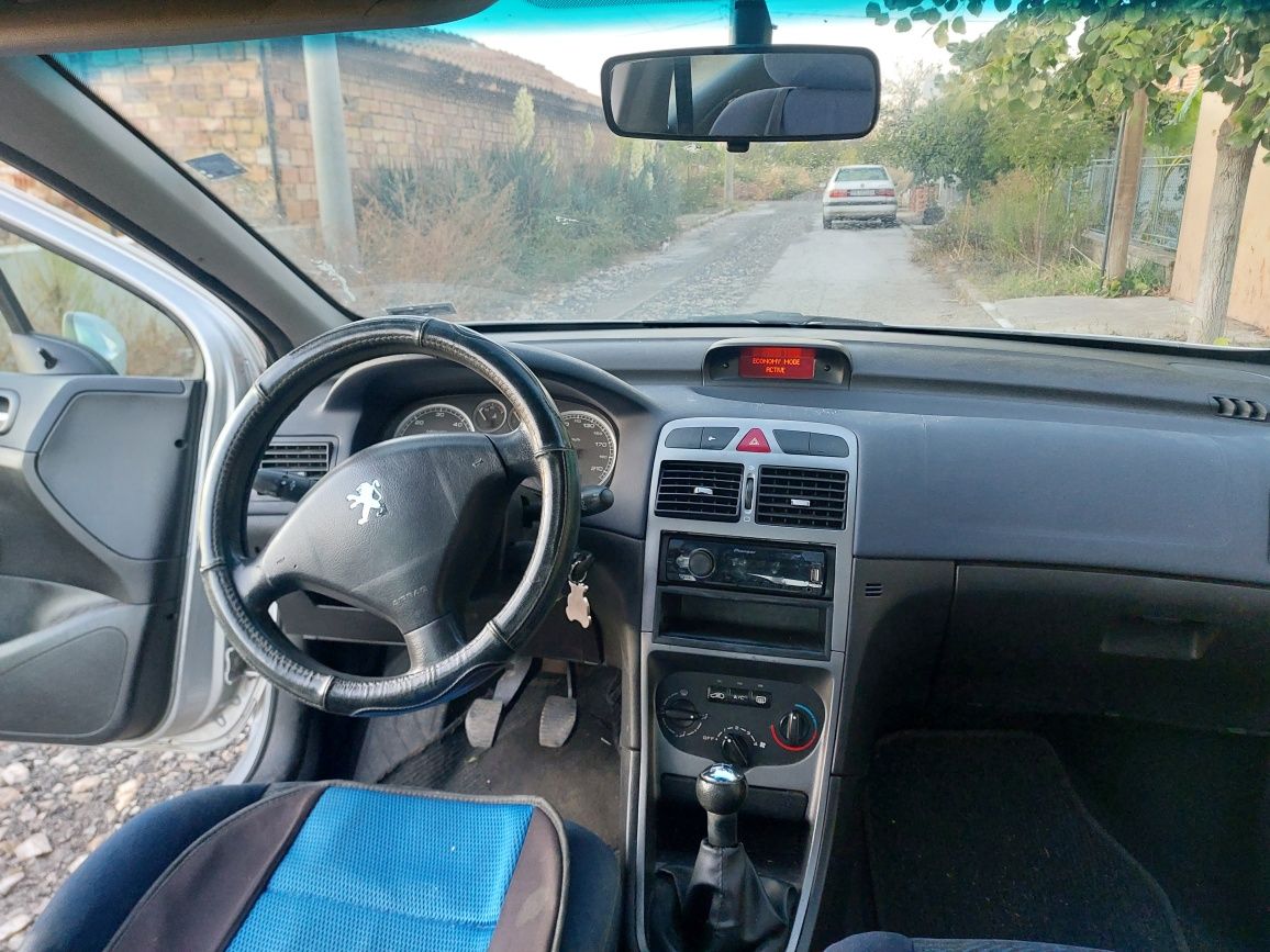 Пежо 307 2.0 hdi На части