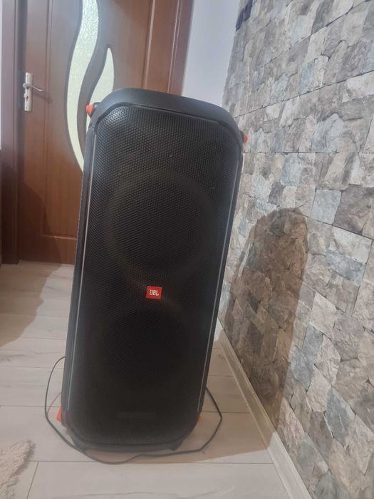 Vand JBL 710 - foarte puternic - rupe tot