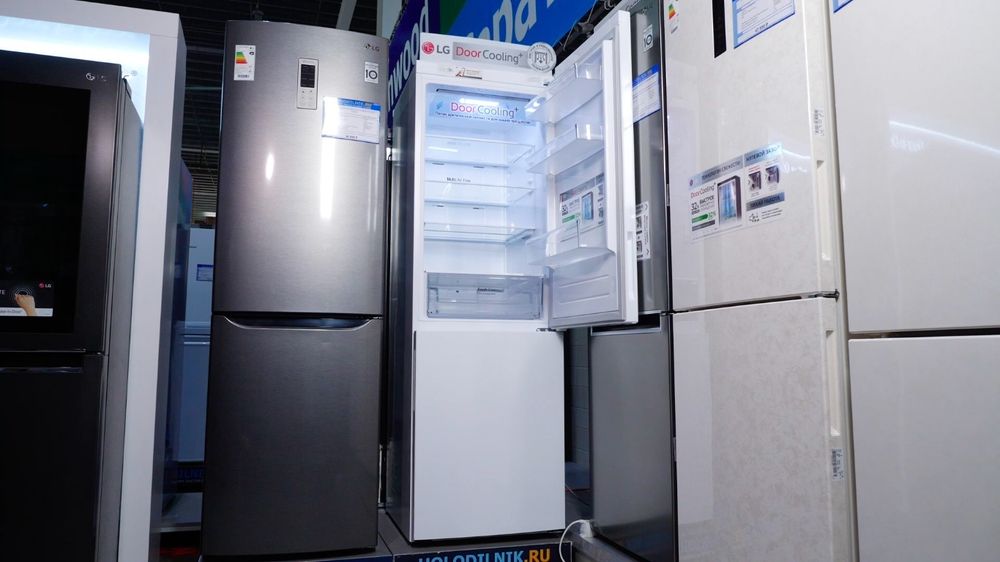 Продам холодильник