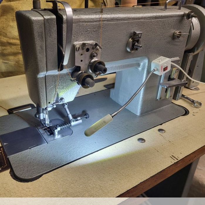 Швейные машинки 3823(корова),2 штуки