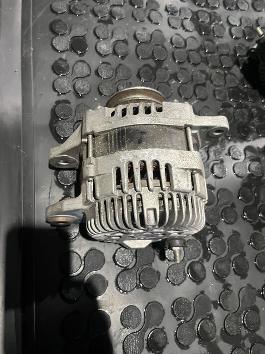 Алтернатор Динамо за Митсубиши Паджеро 3.2 дизел 2008-2016г.