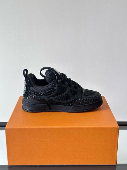 Adidasi LV skates full black