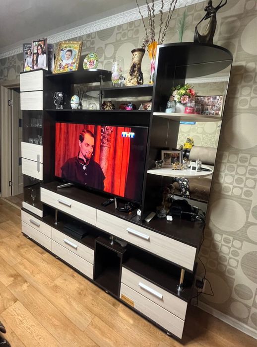 Стенка в гостинную