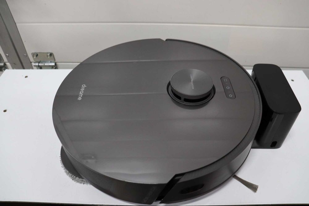 Робот прахосмукачка с функция за миене Dreame L10s Pro, App, 5400Pa