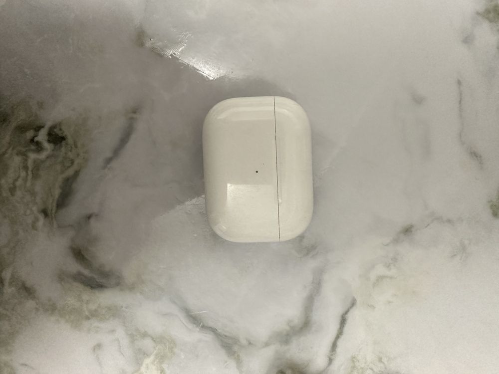 Продам AirPods Pro