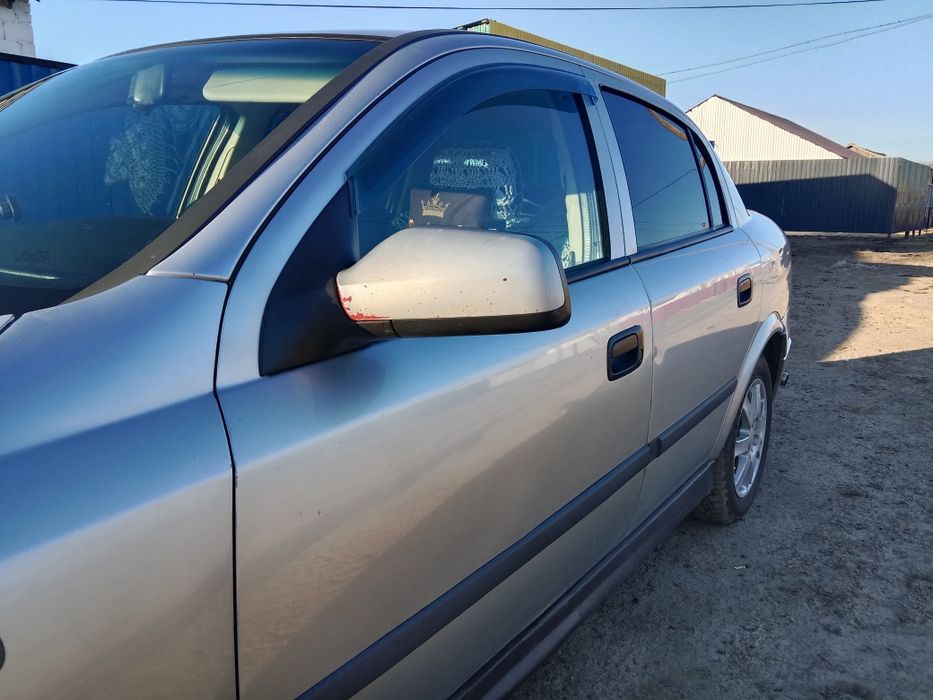 Продам машину Опель Астра