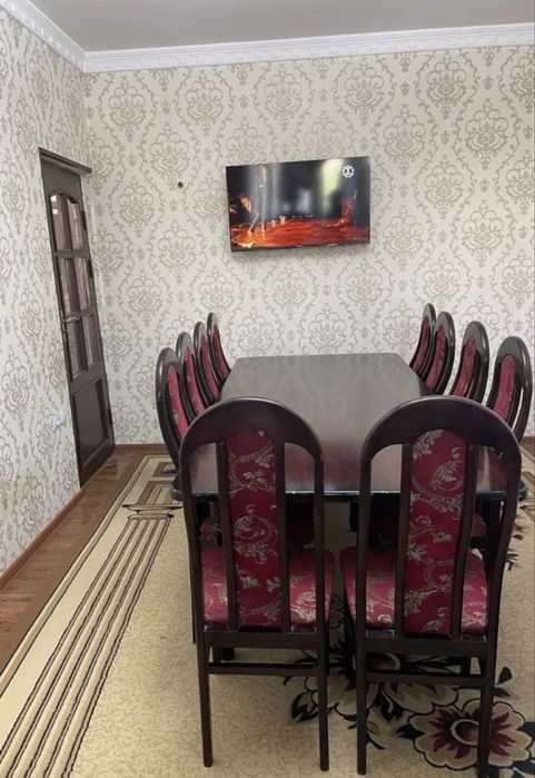 Арзонга стол стул состоянаси яхши