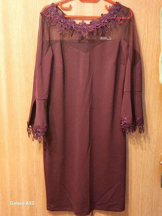 Rochie elegantă din triplu voal ,nouă ,culoarea mov lila.