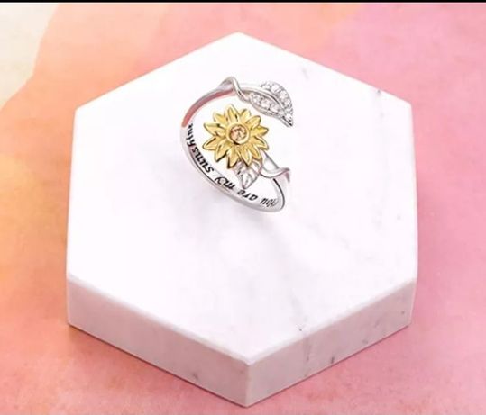 Inel argint 925, floarea soarelui cu zirconiu