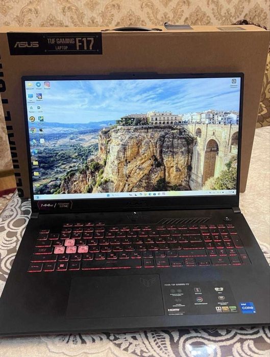 Asus Tuf Gaming F17