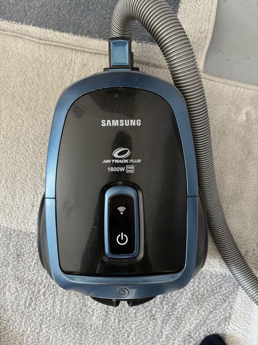 Продам пылесос Samsung. Не рабочий