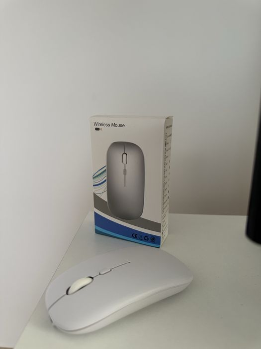 Mouse fara fir cu acumulator incorporat led