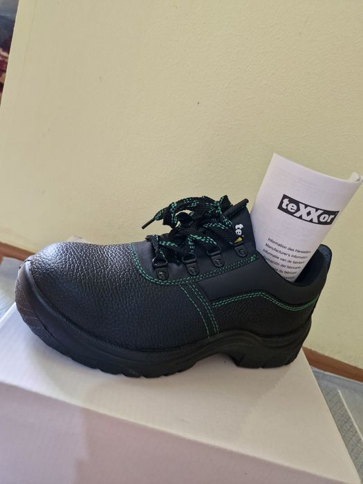 Vând Bocanci TeXXor (made în Germany)