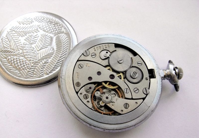 Часы молния 3602