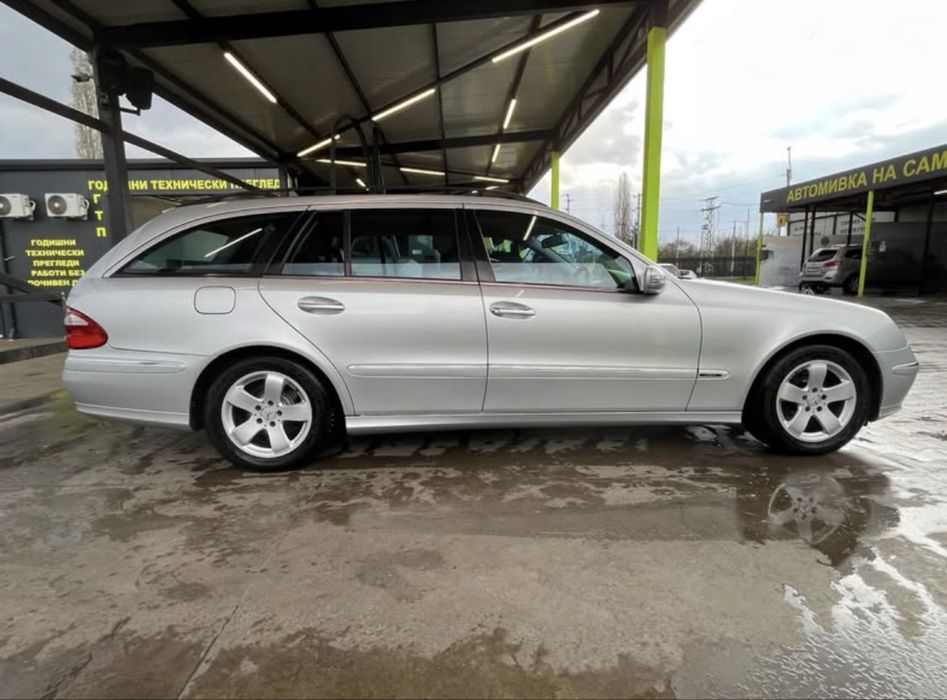 Продовам W211 комби - десен волан