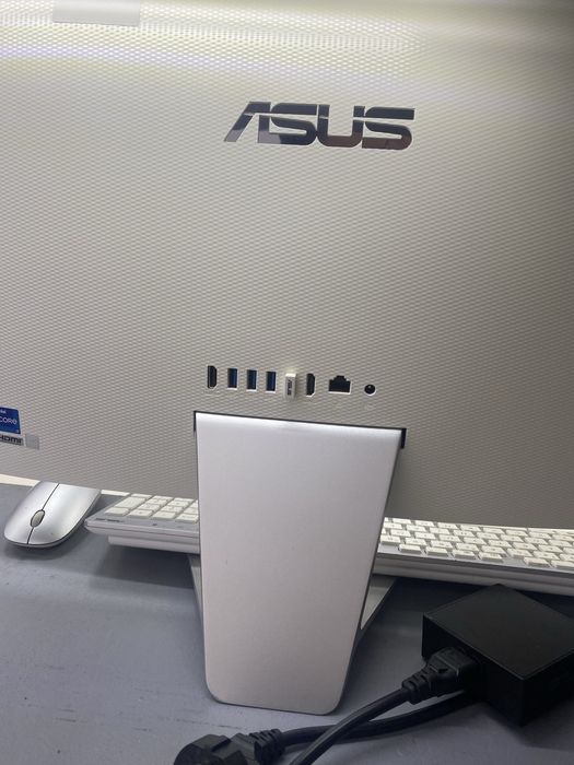 ZAP AMANET VITAN - Asus All in one - I7 gen 11 - Mouse + Tastatura