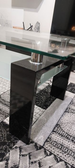 Vând masă sticla
