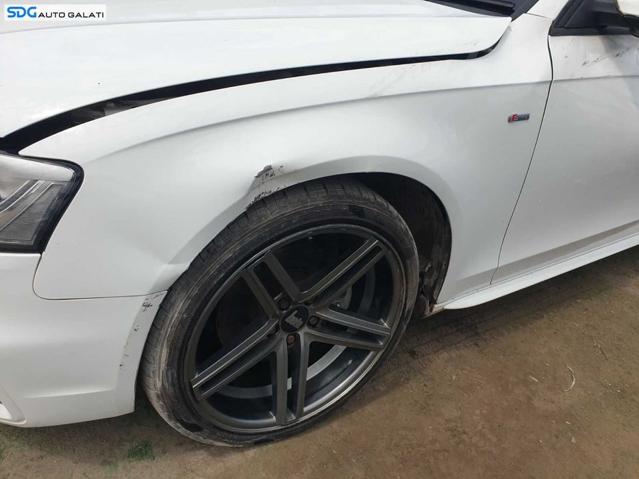 Aripa Stanga Fata cu Defect Audi A4 B8 B8.5 FL Facelift 2012 - 2016 Culoare LY9C [C5442]