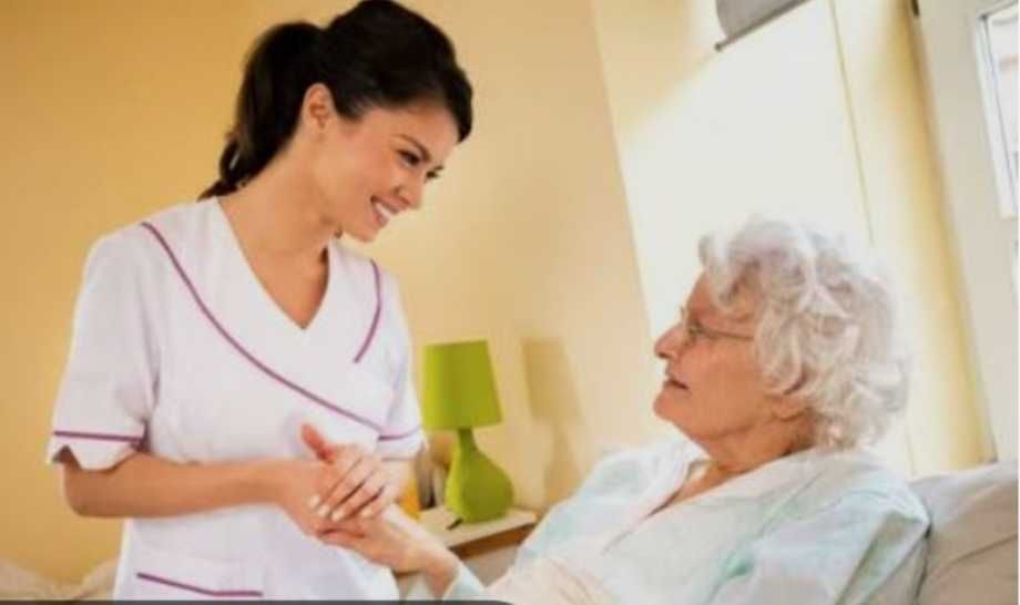 Волонтёр, сиделка