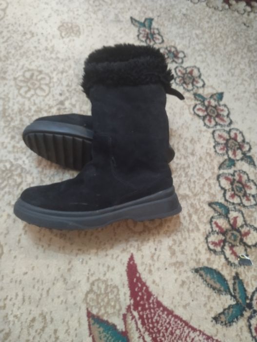 Сапоги женские замшевые зимние Zara в отличном состоянии почти новые