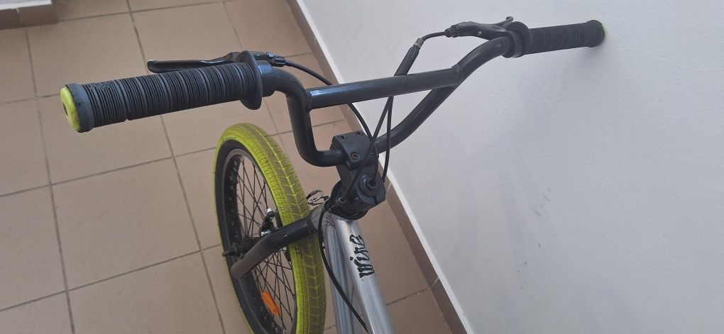 BMX B-Twin (Decathlon)