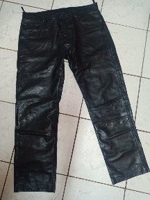 Pantaloni din piele naturala Nr 50