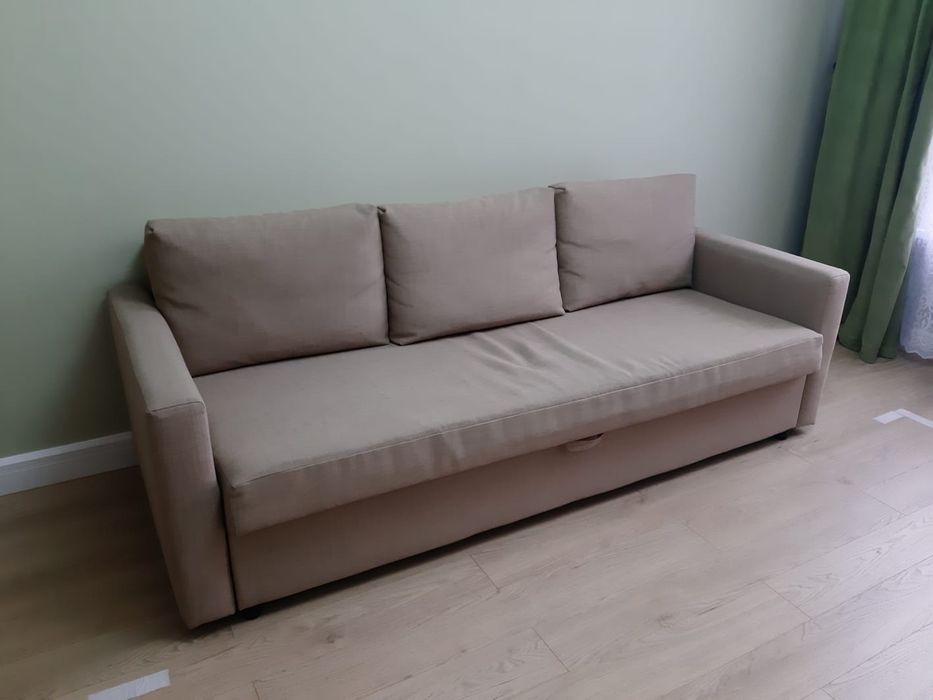 Срочно продам диван Ikea Friheten