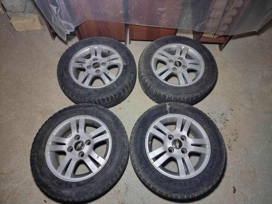Продам диски ласетти 1.8 с баллонами Cordinant 195/65 R15