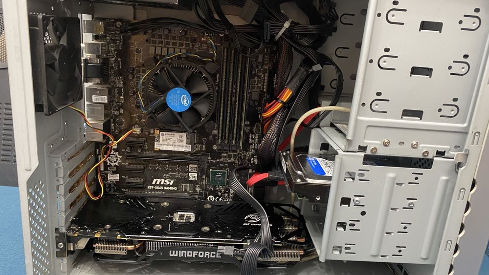 Calculator Gaming MSI Z87-GD65