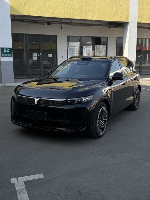 Voyah free plus Hybrid Full 2025-yil 2026Model Eng fulli AWD