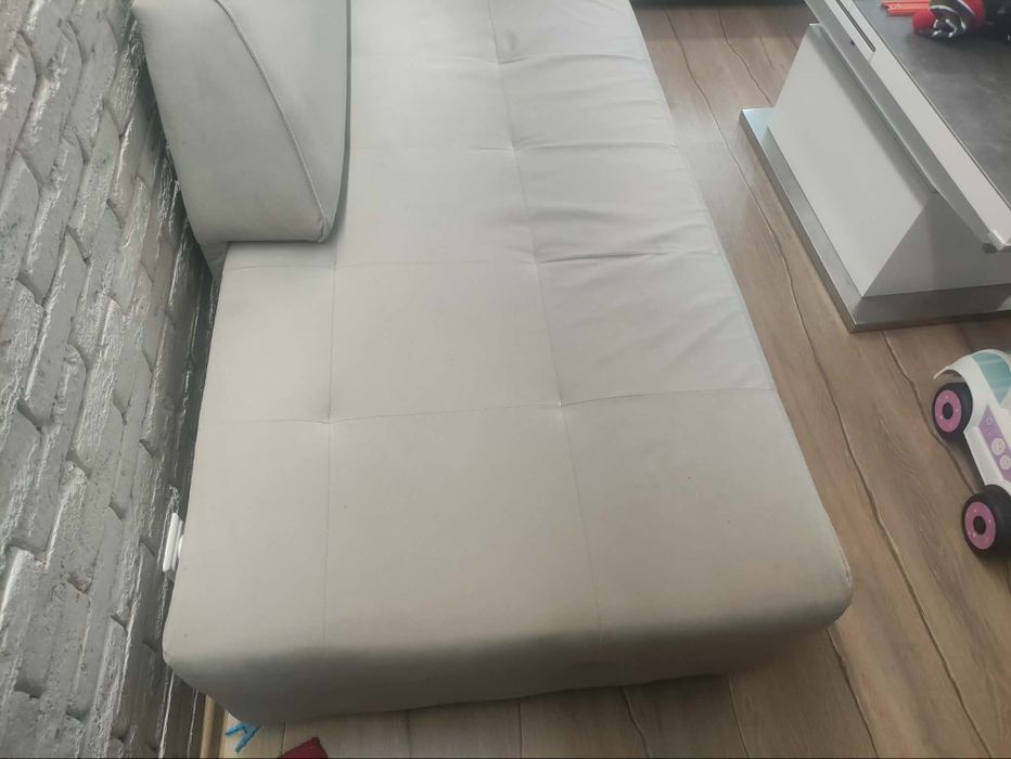 Диван Виденов хол