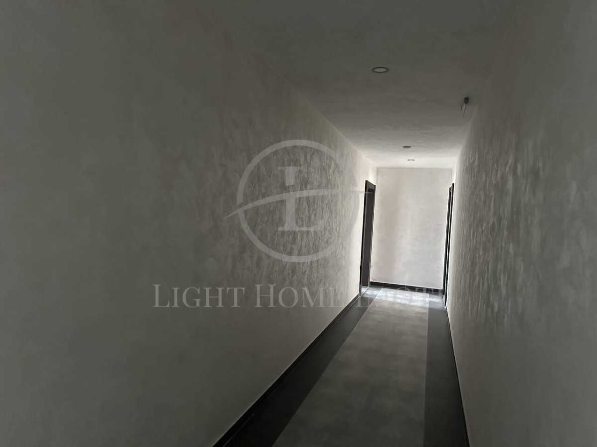 Продава се Двустаен апартамент в Пловдив, Христо Смирненски - 70 кв.м за 1472 €/кв.м - Снимка #6
