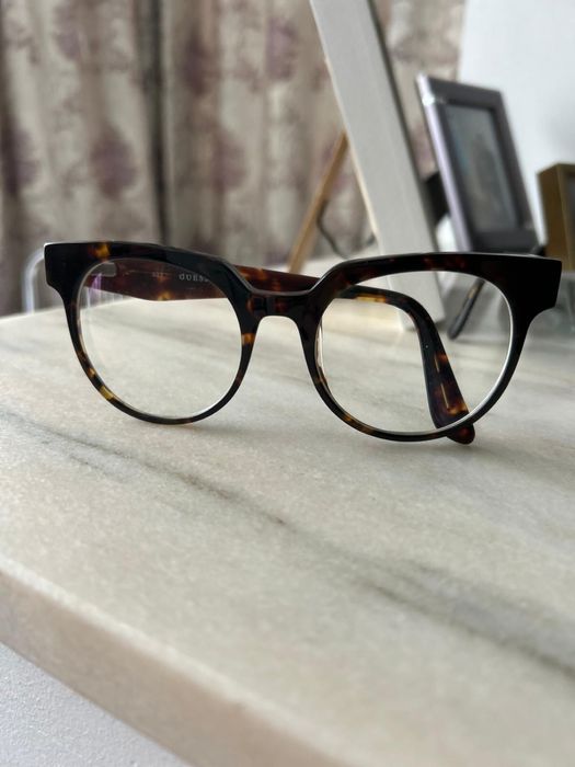 Ochelari de vedere , marca Guess !