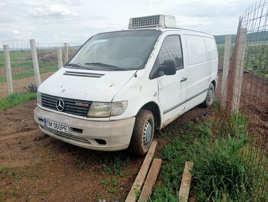 Mercedes Vito 108