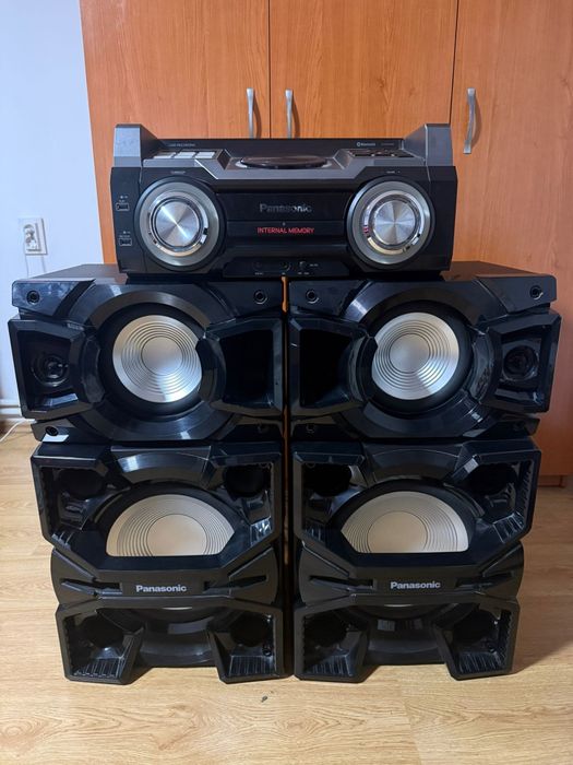 Vând boxe Panasonic