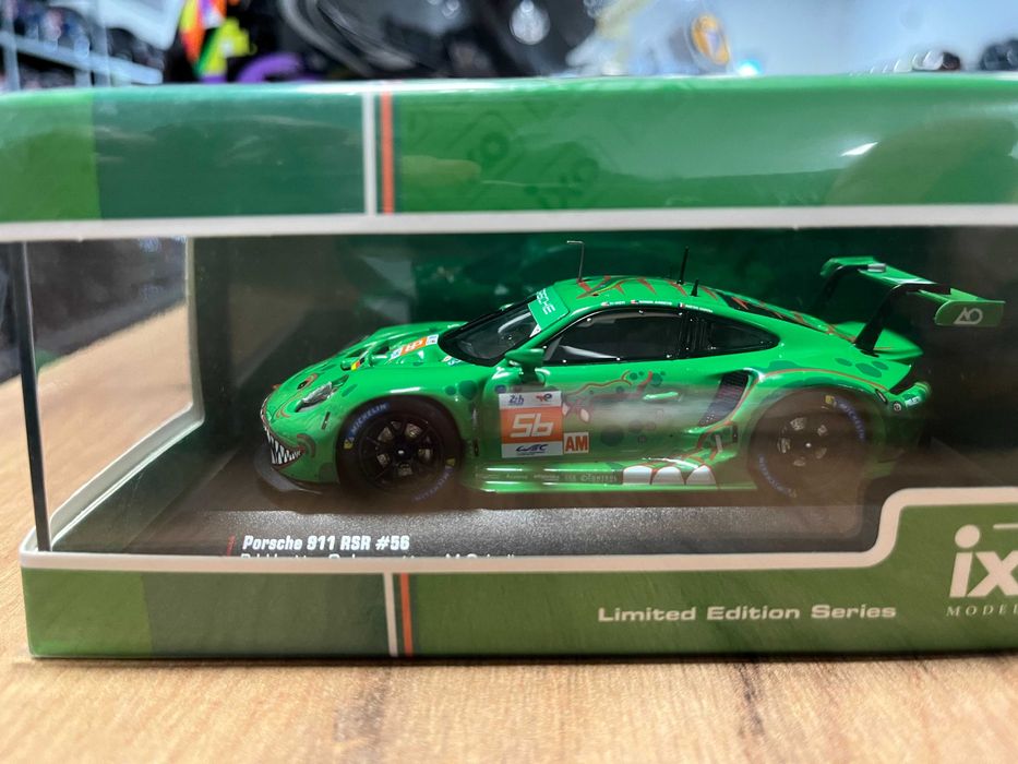 IXO Models Porsche Carrera 911 GT3 R колекция модел мащаб 1:43 Нови