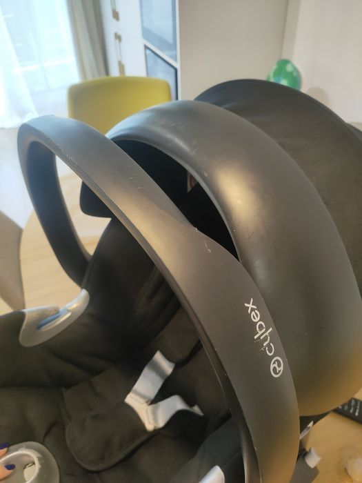 Vând Scoica/scaun auto pentru copii Cybex Aton Q.